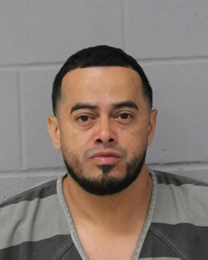 Orellana-Carranza,-Victor-Javier-(38yoa)-25-1240496