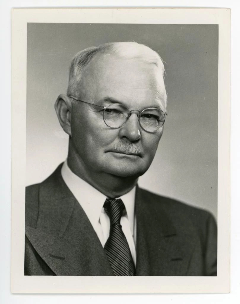 Dr. Zachary Scott.jpg