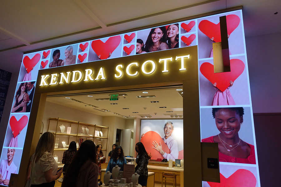Kendra Scott store