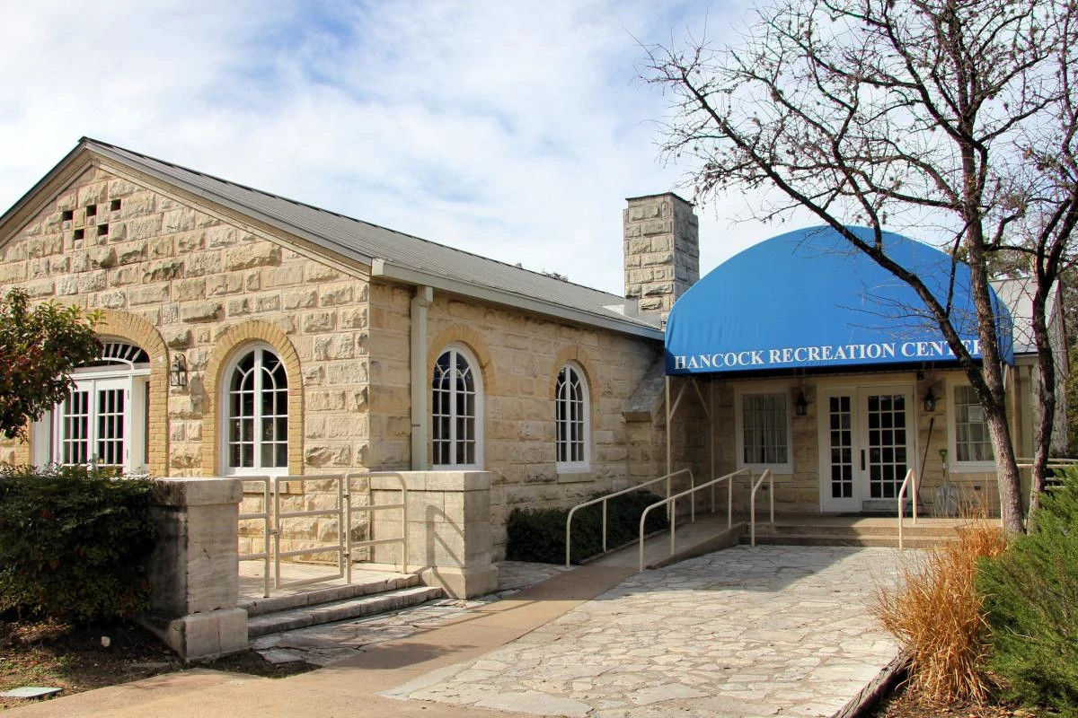 Hancock_Recreation_Center.jpg