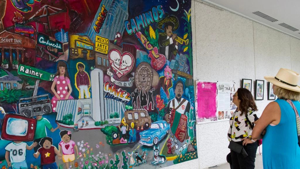 Caminos Legacy Mural (2017).jpg