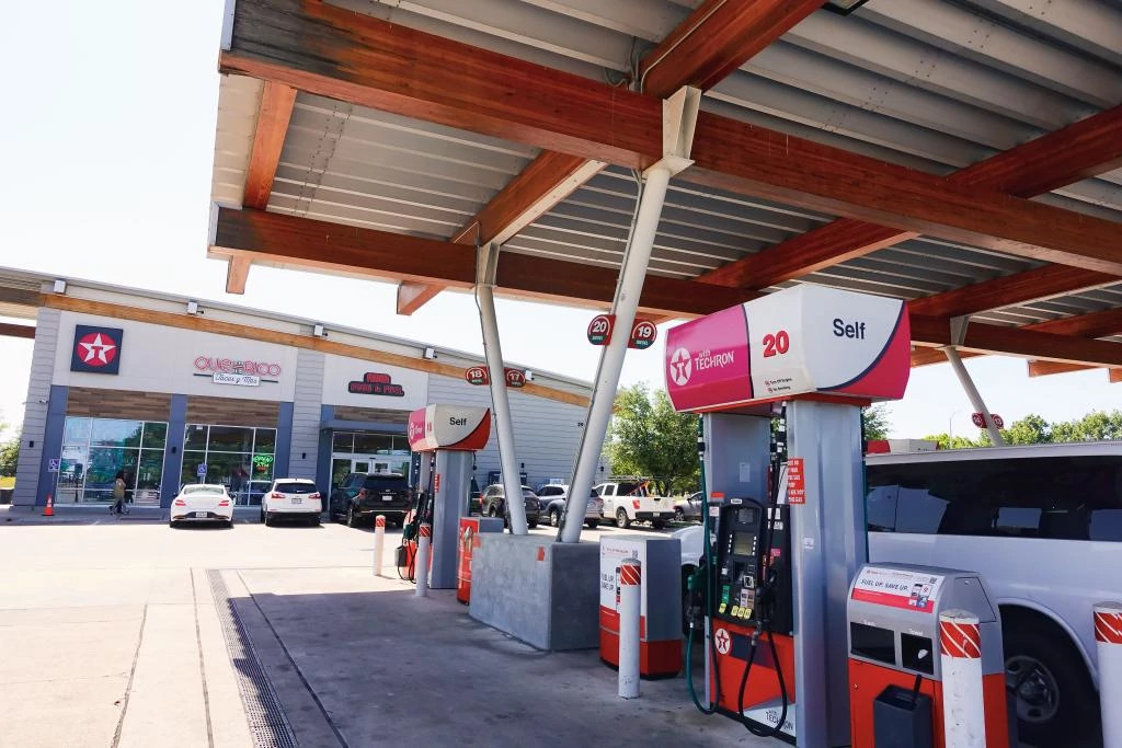 Texaco-Gas-Station-Outside.jpg
