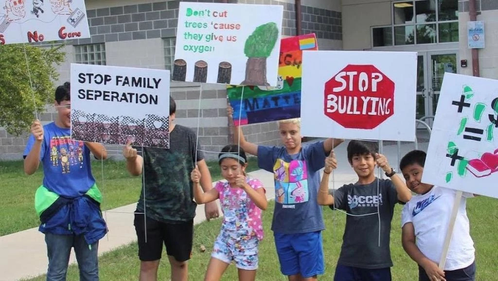 Kids and signs (2).jpg