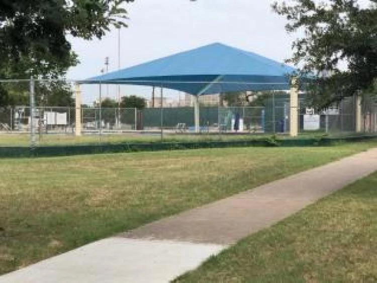 Martin Pool Shade Structure_1
