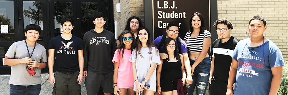 group of teens on field trip