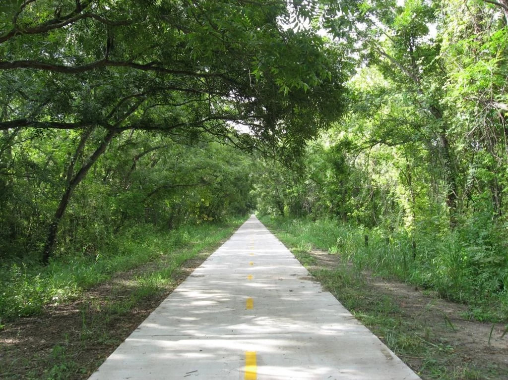 Walnut south photo.jpg