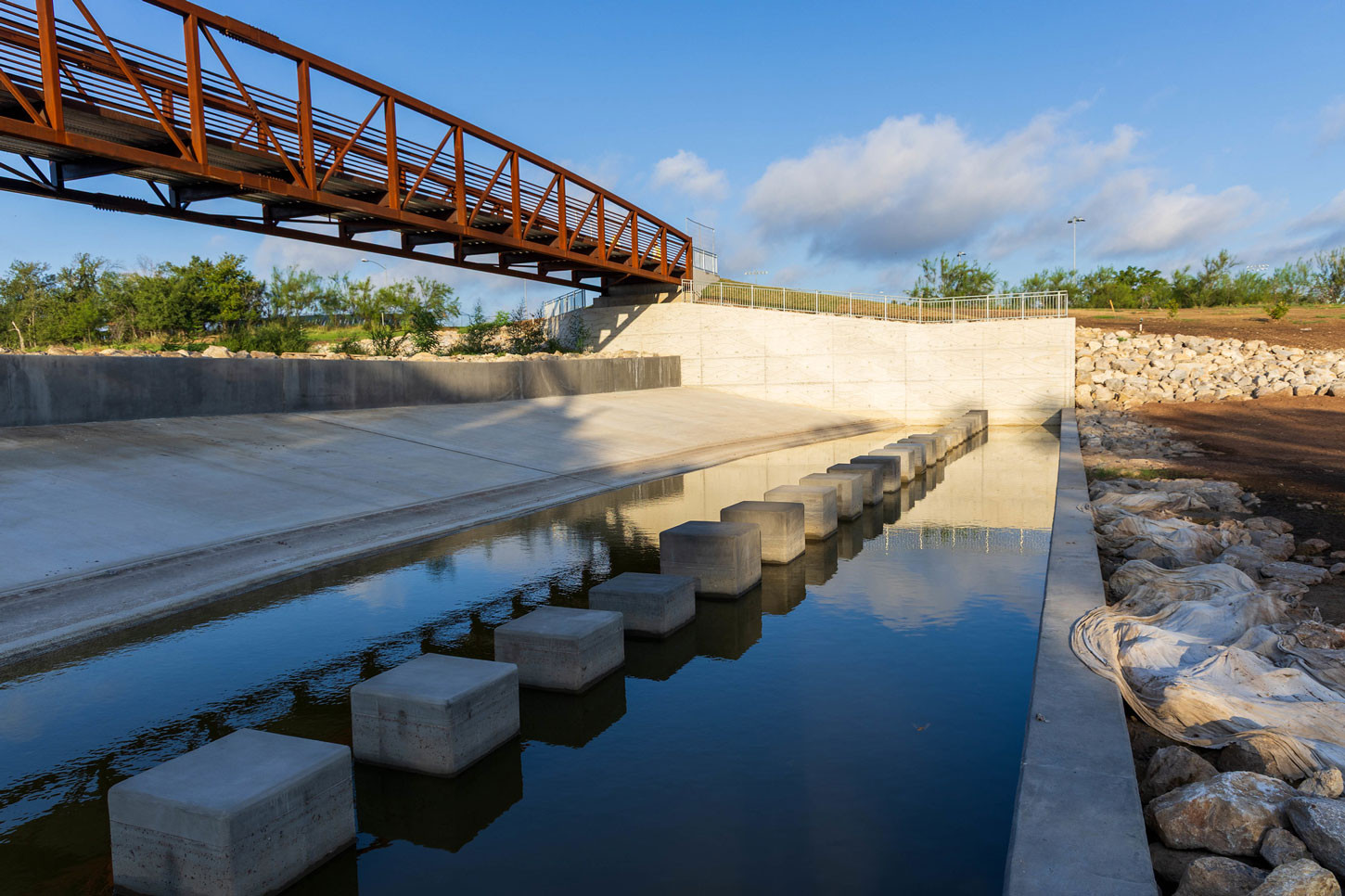 Roy G. Guerrero Colorado River Park bridge