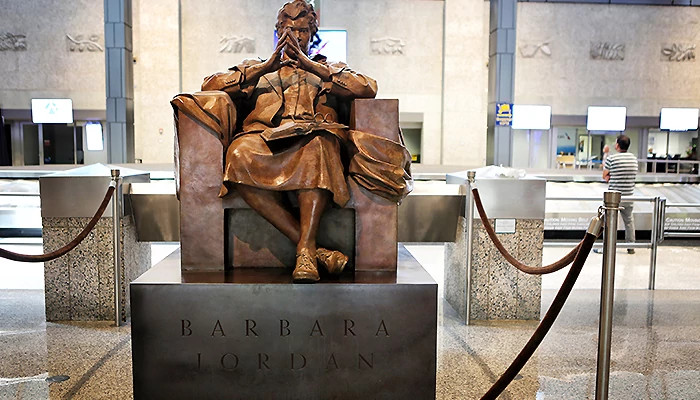 h-barbara-jordan-statue.jpg