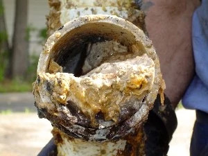 grease in pipe.jpg