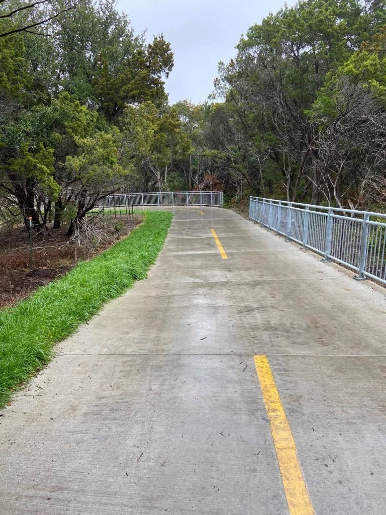 Walnut balcones photo.jpg