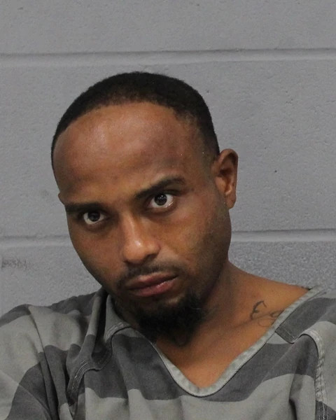 Easley,-Quavone-(22-yoa)-25-3511417