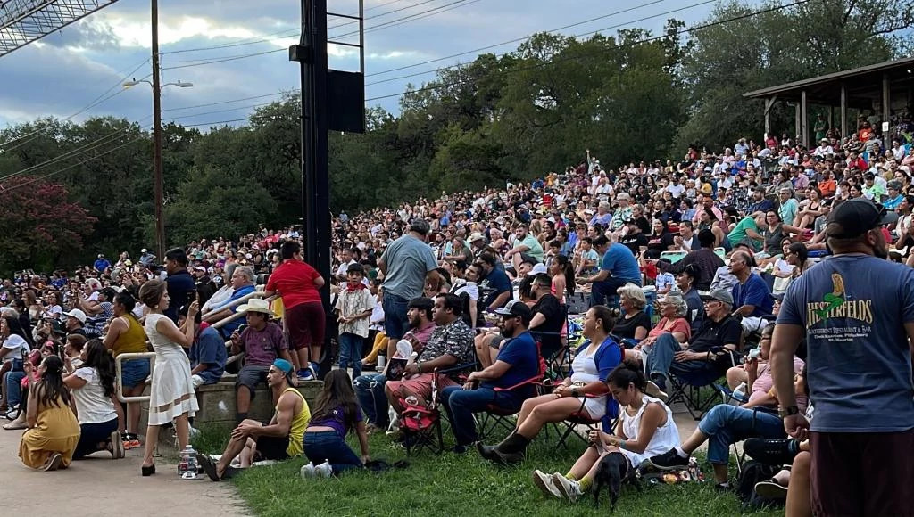 ZilkerHillsideTheaterCrowd.jpg