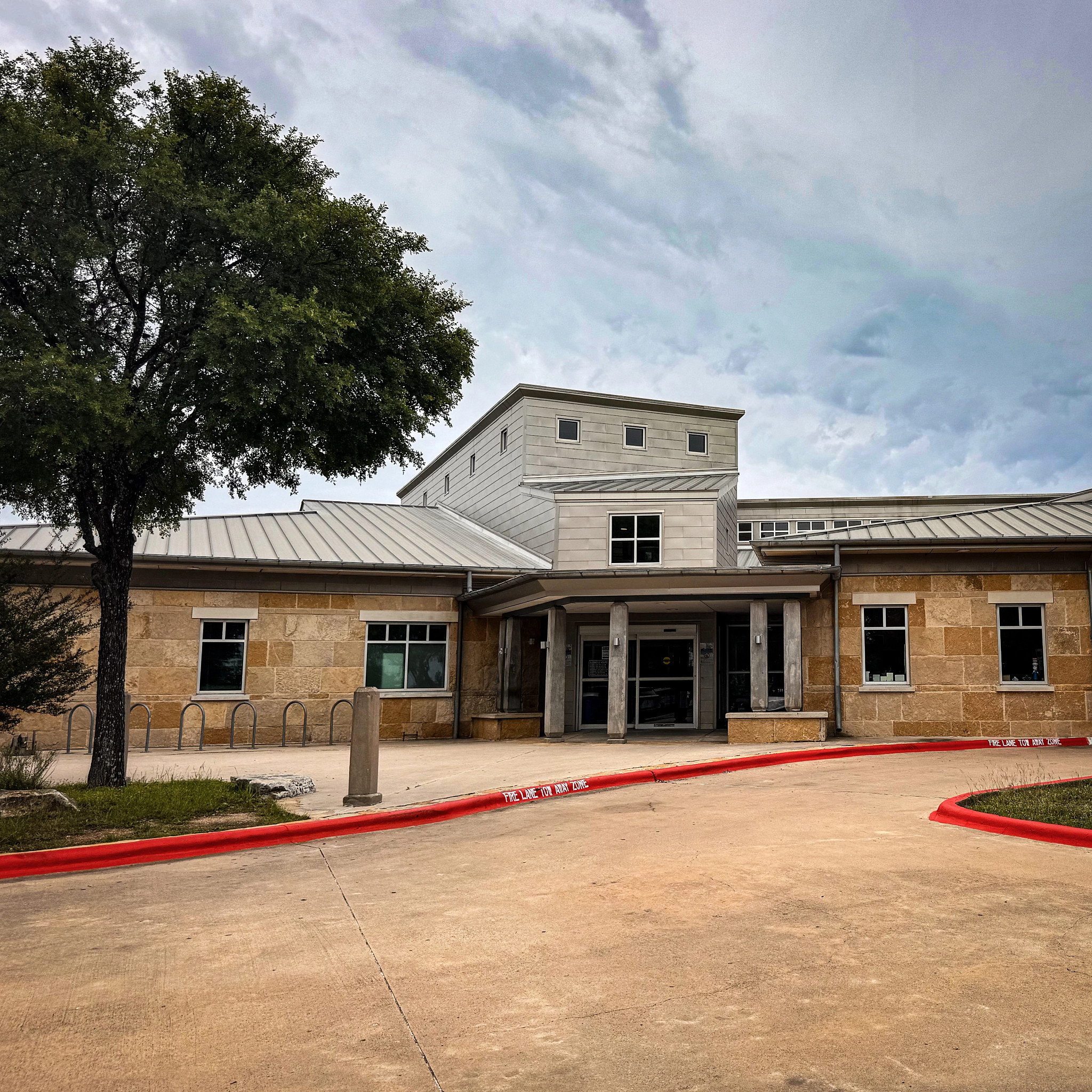Photo of Daniel Ruiz Library