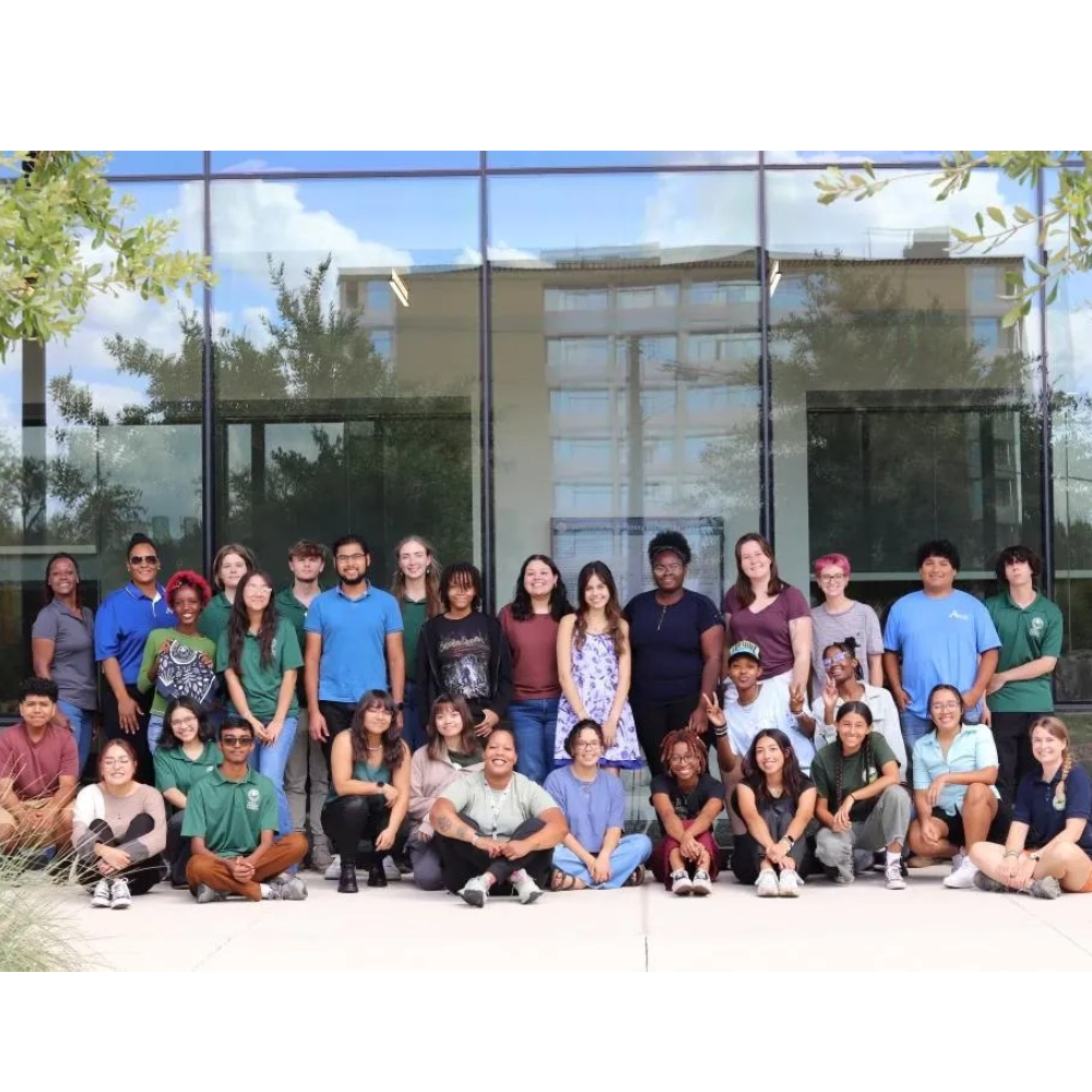 A group photo of Emerging Green Leaders