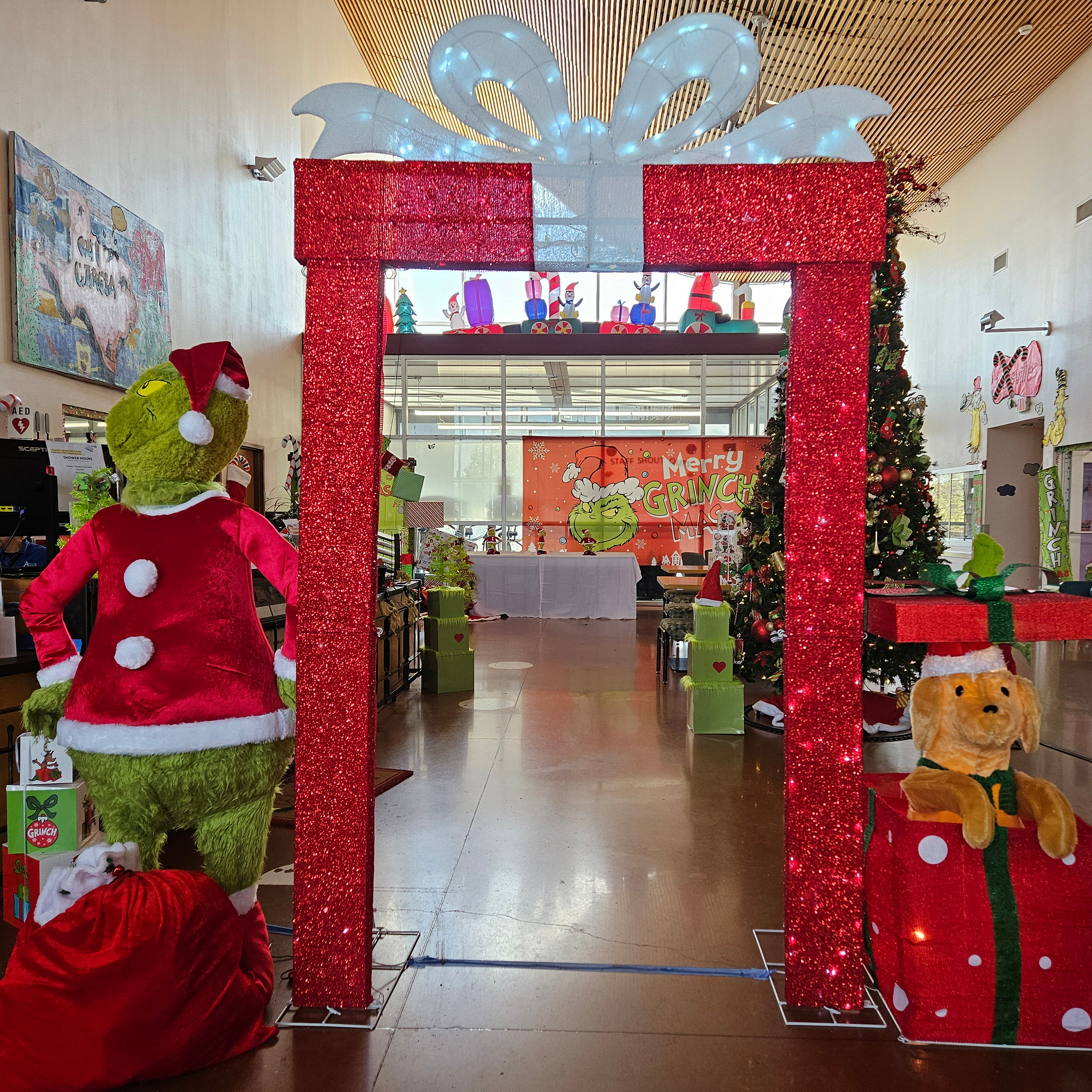 Gus Garcia Recreation Center Holiday Decorations